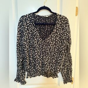 American Eagle Outfitters Black and Cream Floral Blouse
